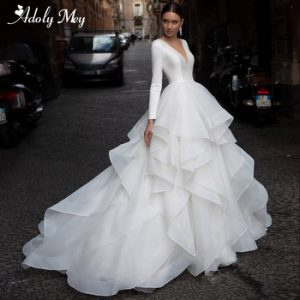 Adoly Mey Vintage Scoop Neck Long Sleeve A-Line Wedding Dresses 2020 Graceful Ruffles Organza Court Train Princess Wedding Gown discountshub