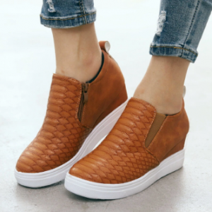 Large Size Women Casual Serpentine Pointed Toe Zipper Wedges Shoes discountshub