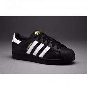 adidas Superstar Sneakers in Black and White Stripes discountshub