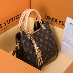 2020 High Quality Genuine Leather Shoulder Bags Famous Designer Women Purse and Handbags Large Capacity Casual Totes Louis Bags discountshub