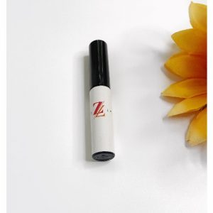 Black Eye Lash Glue. discountshub