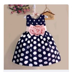 A Kneel Length Princess Gown discountshub